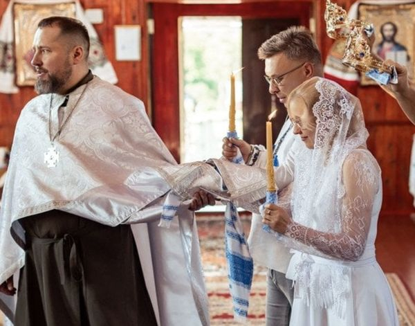 Продюсер Олександр Ягольник повінчався з коханою і показав зворушливі фото з таїнства - INFBusiness