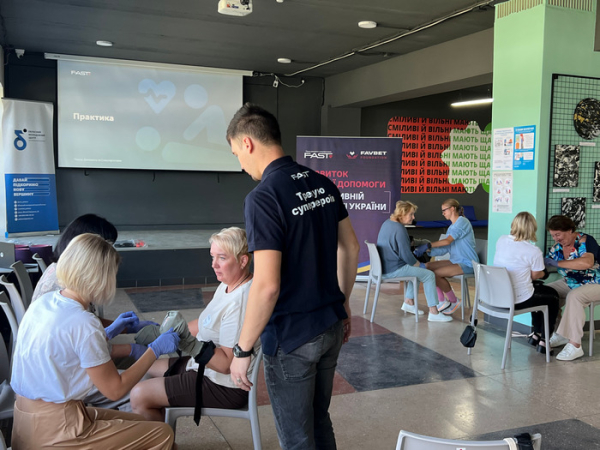 Favbet Foundation навчає спортивну спільноту рятувати життя - INFBusiness