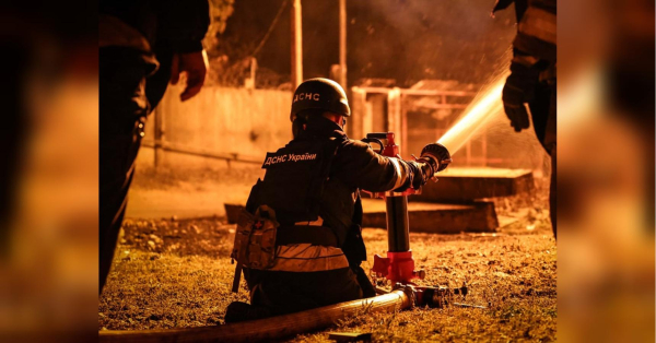 Понад півсотні дронів атакували вночі Україну: під удари потрапили гуртожиток та рятувальники (фото) - INFBusiness