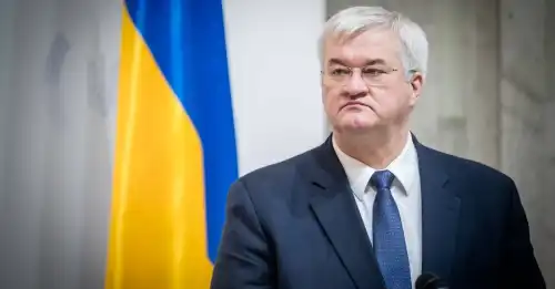 Київ заборонив в’їзд трьом угорським військовим у відповідь на дії Будапешта - INFBusiness