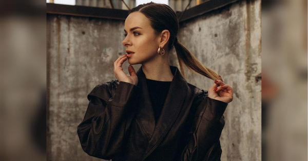 Karina з серіалу «Київ вдень та вночі» заспівала про внутрішні сумніви - INFBusiness