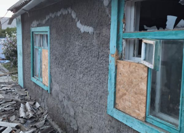 В ніч на 16 вересня російські війська атакували Україну ударними БпЛА. На Запоріжжі двоє людей загинули та 14 дістали поранення внаслідок атак ворога на Пологівський район та Запоріжжя, повідомив керівник ОВА Федоров. Пекельна ніч в Україні: вибухи, жертви, удари по дітях та рятувальниках - INFBusiness
