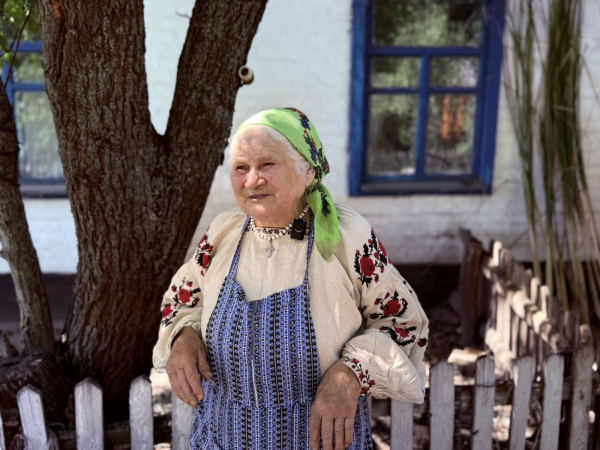 «Як почала плести кошики з рогозу, руки перестали терпнути», — 83-річна майстриня з Полтавщини - INFBusiness