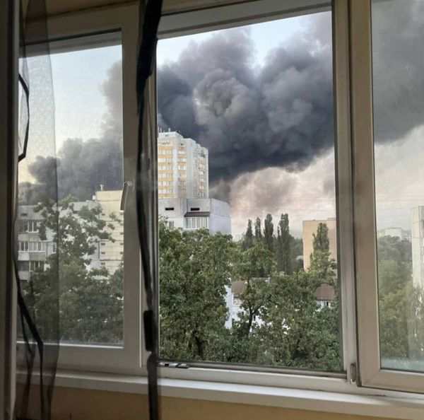 Будівля Кабміну спалахнула у Києві після нічної атаки ворога, є жертви (фото та відео) - INFBusiness