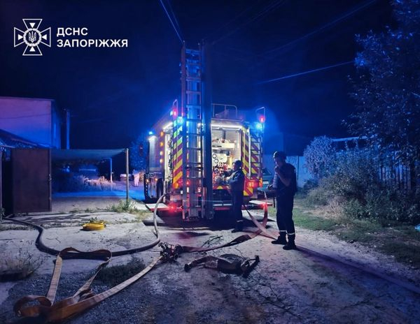 В ніч на 16 вересня російські війська атакували Україну ударними БпЛА. На Запоріжжі двоє людей загинули та 14 дістали поранення внаслідок атак ворога на Пологівський район та Запоріжжя, повідомив керівник ОВА Федоров. Пекельна ніч в Україні: вибухи, жертви, удари по дітях та рятувальниках - INFBusiness