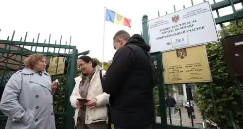 У Білорусі організували незаконне голосування молдаван з Росії на парламентських виборах - INFBusiness