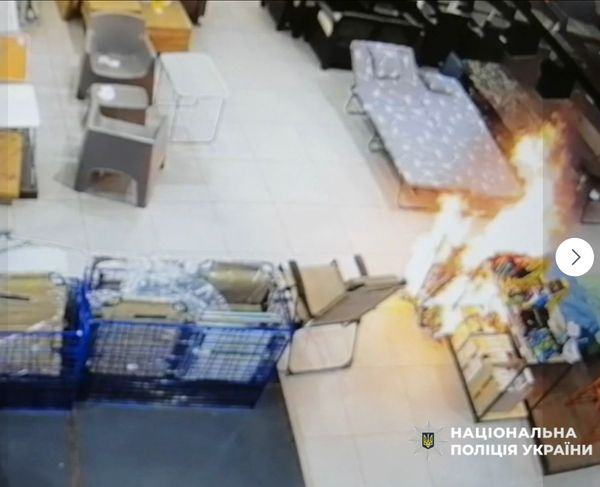 Розважився на 30 тисяч гривень: дитина влаштувала пожежу у київському гіпермаркеті (фото, відео) - INFBusiness