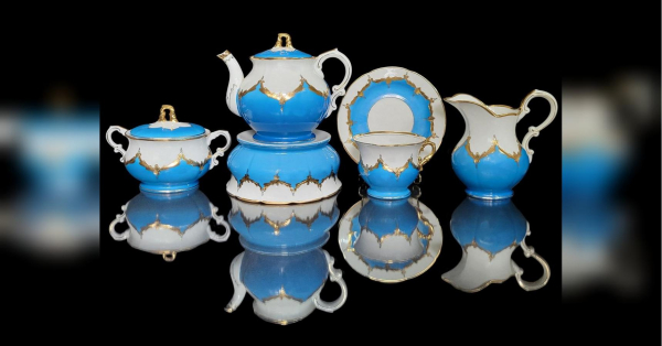 28 жовтня у Києві, у музеї «Будинок митрополита» Національного заповідника «Софія Київська», відкрилась виставка «Неповторна, незрівнянна: Баранівська порцеляна середини XX століття». Експонати в експозиції вражають красою. «На виставці у Софії Київській легендарний сервіз „Бутон“ представлений у двох раритетних кольорах», — колекціонерка Людмила Карпінська-Романюк - INFBusiness