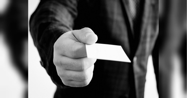 Гроші під загрозою: пенсіонерам можуть заблокують картки і відрізати від виплат - INFBusiness