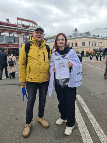 «Росіяни викрали дев’ятьох херсонців і після жорстоких катувань віддали під суд як «банду, що вбивала колаборантів», — батько політв’язня - INFBusiness