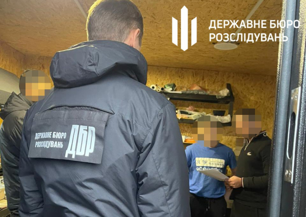Замість штурму готували шаурму: на Донеччині офіцер відправляв бійців працювати в кіоску дружини, оформлюючи їм бойові виплати - INFBusiness