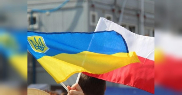 Поляки висловилися щодо допомоги біженцям з України: новини невтішні - INFBusiness