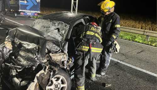 ДТП сталася на автодорозі М-30 «Стрій – Ізварине», біля с. Куколівка Попельнастівської громади Олександрійського району. В Олександрійському районі рятувальники деблокували тіла двох людей із автомобіля (ФОТО) - INFBusiness