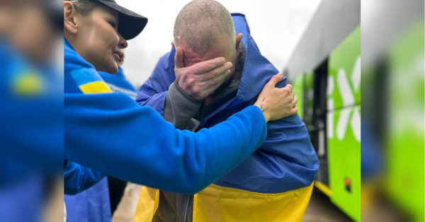 Живі — вдома: ще 205 українців вирвали з лап російського полону (фото, відео) - INFBusiness