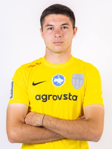 Пролята війна з росією забрала життя вітчима 20-річного футболіста «Олександрії» Назара Прокопенка — Михайла Терещенка, повідомляє пресслужба «містян». Раніше ворожа куля забрала життя батька голкіпера «Шахтаря» Дмитра Твардовського. Вітчим футболіста «Олександрії» загинув на війні з росією (фото) - INFBusiness