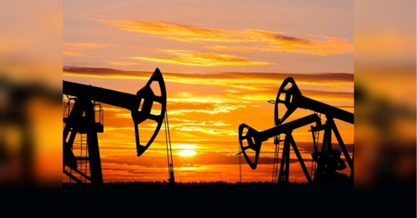 Індійські нафтопереробні заводи не розміщували жодних нових замовлень на російську нафту з моменту запровадження санкцій Трампа. Вони чекають на роз'яснення від уряду та постачальників, повідомляє Reuters. Найбільший покупець виходить із гри: Індія призупинила нові замовлення російської нафти - INFBusiness