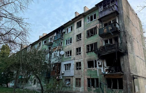 Окупанти вдарили по Лозовій на Харківщині: бомба пролетіла 130 км - INFBusiness