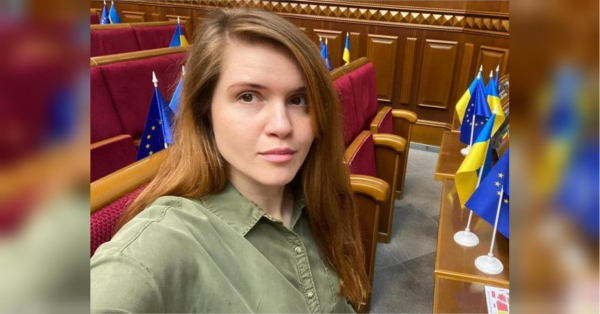 Мар’яна Безугла знову в центрі скандалу: тепер у нардепки війна з нікотиновими подушечками - INFBusiness