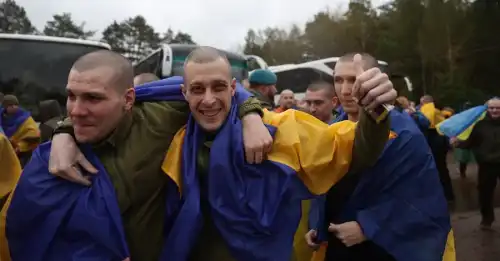 З російського полону повернули ще 185 захисників та 20 цивільних, — Зеленський - INFBusiness