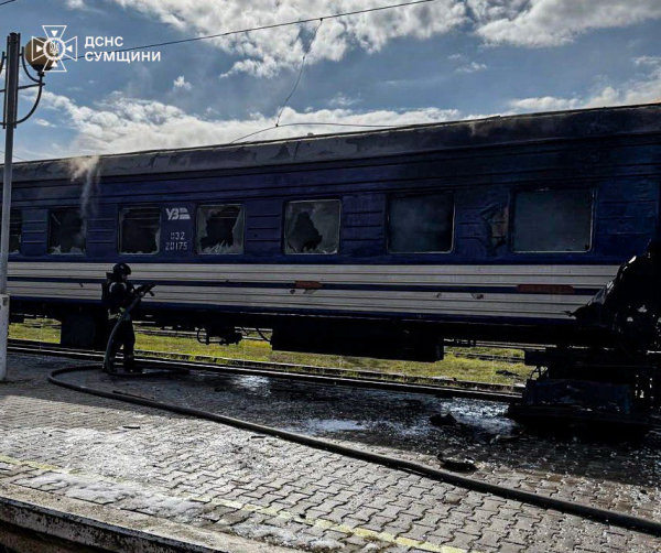 Показали жахливі наслідки смертельної атаки на вокзал та пасажирські потяги у Шостці (фото, відео) - INFBusiness