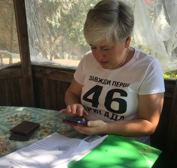 Мама Вадима - Віра Стадченко Був похований в іншій області: на Житомирщині перепоховали військового, якого три роки вважали зниклим безвісти, але рідні все одно мають сумніви - INFBusiness