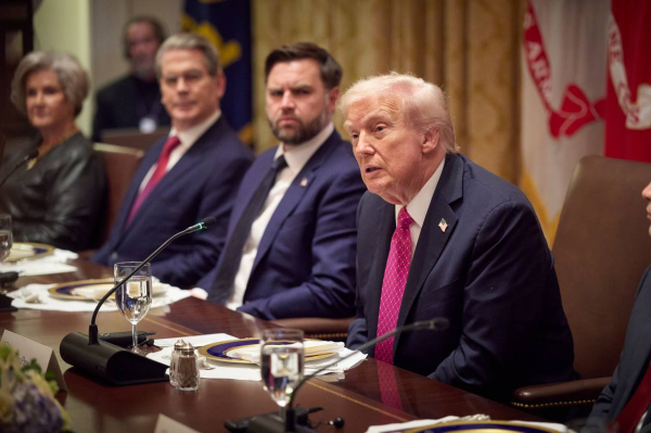 Зеленський розкрив деталі розмови з Трампом: говорили про ППО, далекобійну зброю та Будапешт - INFBusiness