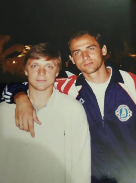 З Віктором Скрипником Ексфутболіст збірної України помер у 54 роки після матчу ветеранів у Луцьку (фото) - INFBusiness