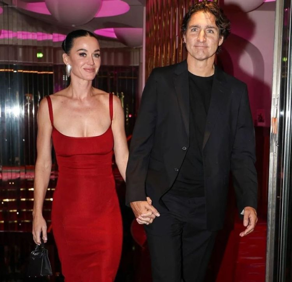 Кеті Перрі, яка звикла до того, що колишній коханий Орландо Блум постійно її підводив, збирається зустріти наступні Різдво та Новий рік у компанії свого нового бойфренда, 53-річного Джастіна Трюдо. Кеті Перрі та Джастін Трюдо планують зустріти новорічні свята разом - INFBusiness