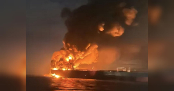 Дрони СБУ підірвали два судна російського тіньового флоту у Чорному морі (відео) - INFBusiness