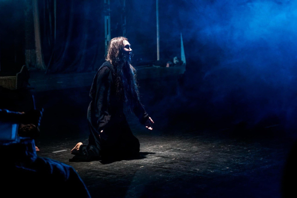 «Думала, що, може, вже не буду займатися акторством»: зірка серіалу «Митець» Юлія Амелькіна про випробування під час великої війни - INFBusiness