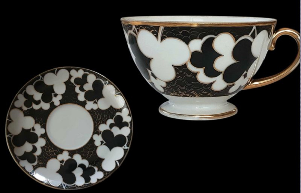 «Вінтажні чайні пари закохують у себе з першого погляду», — колекціонерка Людмила Карпінська-Романюк - INFBusiness