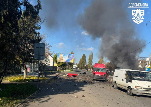 Дрони росіян атакували ринок у Чорноморську: є загиблі та поранені (фото, відео) - INFBusiness
