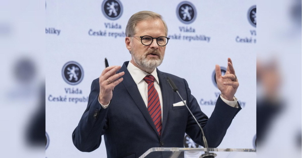 Чехія заробила завдяки українським біженцям більше, ніж допомогла Україні, — прем’єр Петр Фіала - INFBusiness