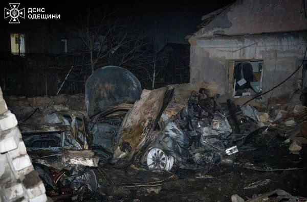 Атака росії на Запоріжжя: авіабомба влучила по міському ринку, є загиблі та поранені (фото, відео) - INFBusiness