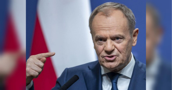 Польський прем'єр-міністр Дональд Туск заявив, що попереджав президента України Володимира Зеленського про те, що росія використовує повідомлення про корупцію на найвищих рівнях української влади в пропагандистських цілях, пише видання Polsat News. «Я попереджав президента Зеленського»: прем’єр-міністр Польщі про корупційний скандал в Україні - INFBusiness