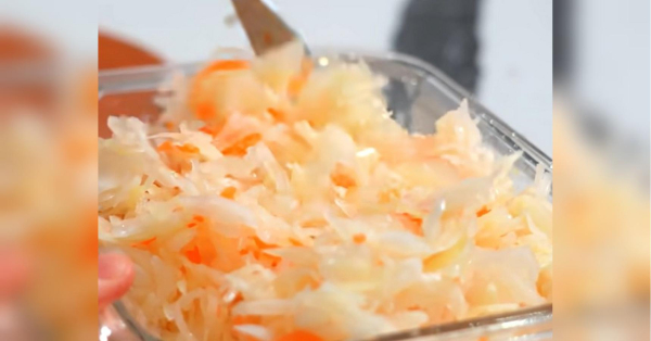 Секрет хрумкої квашеної капусти: простий рецепт, який перевершує магазинну