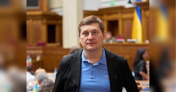 Від втрати монобільшості «Слуг народу» відділяє лише чотири депутати: втікач Одарченко більше не нардеп - INFBusiness