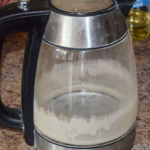 Не оцет і не харчова сода: натуральний метод, з яким чайник блищатиме як новий - INFBusiness