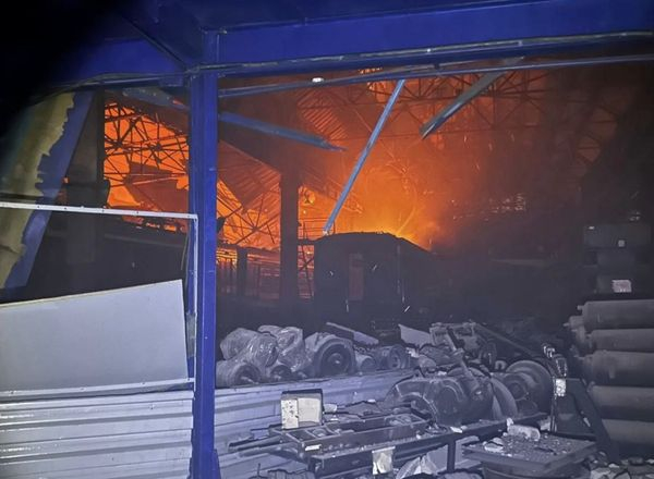 Росіяни масовано атакували Дніпро та місто Берестин на Харківщині: є руйнування та жертви (фото, відео) - INFBusiness