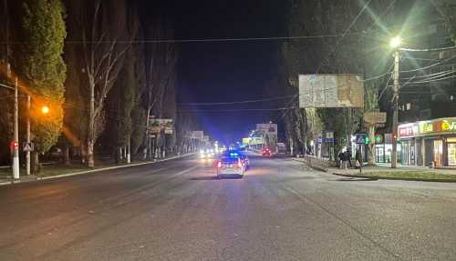 Учора, 2 листопада, близько 17:50 у місті Кропивницькому на вулиці Полтавській сталася дорожньо-транспортна пригода за участі автомобіля ВАЗ 21015 та пішохода. У Кропивницькому поліція розслідує обставини ДТП, внаслідок якої травмувано жінку (ФОТО) - INFBusiness