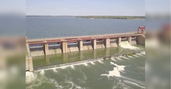 Ворог вдарив по греблі Печенізького водосховища на Харківщині: рух повністю перекрито - INFBusiness