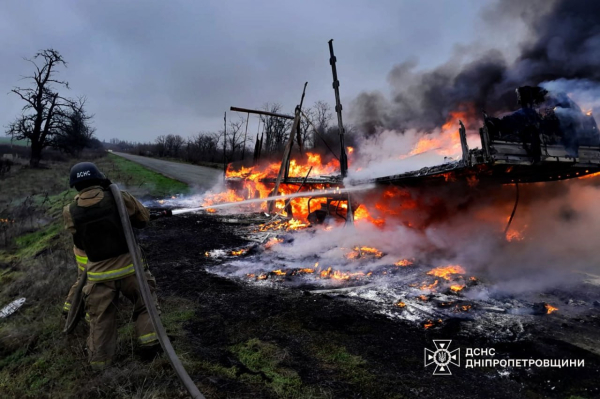 Десятки дронів атакували вночі Україну: де лунали вибухи - INFBusiness