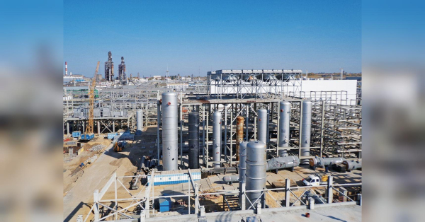 Невідомі дрони вдарили по Самарській області: під атакою нафтопереробні заводи (відео) - INFBusiness