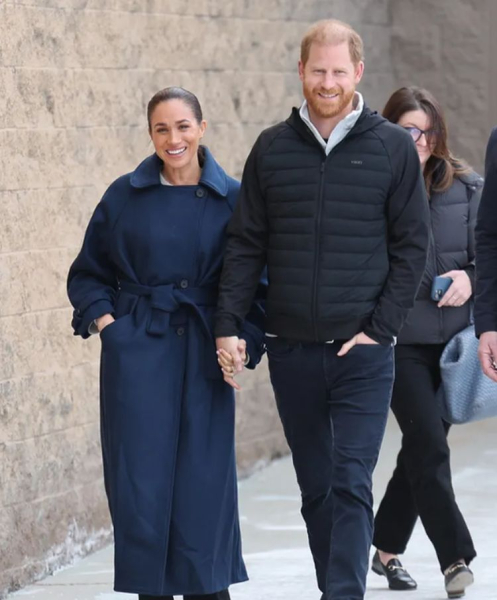 Нарощене волосся та поганий макіяж: Меган Маркл висміяли на прем’єрі «Королев печива» - INFBusiness