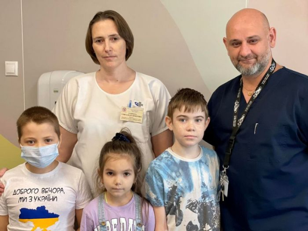 Медсестра закрила собою дітей від уламків: американські адвокати подають позови на компанії США, електроніку яких знайдено в російських ракетах - INFBusiness