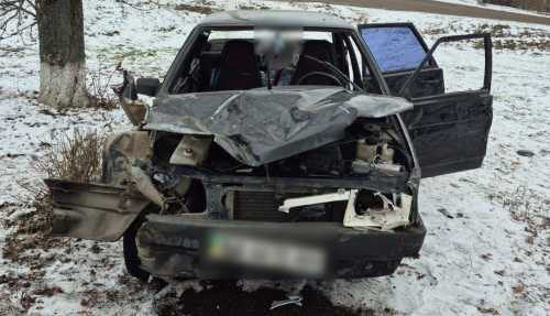 На сторінках новостного порталу "Час новин" (chasnovyn.com) відкривається широкий світ подій і актуальних новин з найрізноманітніших сфер життя. Сайт пропонує читачам глибокий і повний огляд найважливіших подій, що відбуваються в Україні та світі. Завдяки ретельно розгорнутим рубрикам, "Час новин" стає надійним джерелом інформації для всіх, хто прагне бути завжди в курсі останніх подій. Смертельну ДТП розслідує поліція Кіровоградщини (ФОТО)