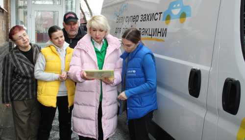 На сторінках новостного порталу "Час новин" (chasnovyn.com) відкривається широкий світ подій і актуальних новин з найрізноманітніших сфер життя. Сайт пропонує читачам глибокий і повний огляд найважливіших подій, що відбуваються в Україні та світі. Завдяки ретельно розгорнутим рубрикам, "Час новин" стає надійним джерелом інформації для всіх, хто прагне бути завжди в курсі останніх подій. На Кіровоградщині достатньо вакцини проти ВПЛ: зроблено близько тисячі щеплень (ФОТО)