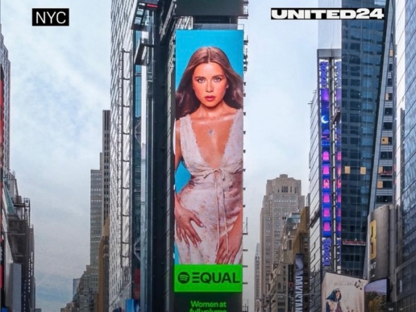 Світовий рівень: світлина популярної української співачки зʼявилася у центрі Нью-Йорку - INFBusiness