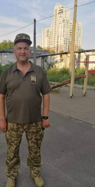 «Будь ласка, збери нас, всіх родичів, за одним столом»: історія воїна «Танчика», який 21 день тримав позицію та загинув від російського снаряда - INFBusiness