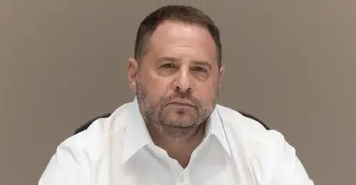 Попри обіцянку, Андрій Єрмак на фронт не пішов, – нардеп Железняк